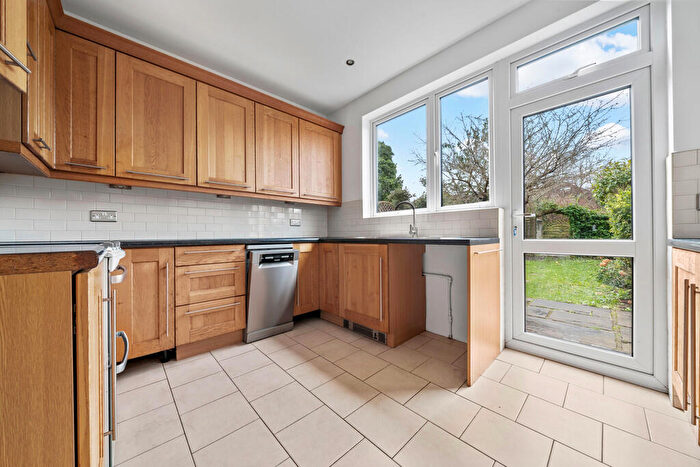 3 Bedroom End Of Terrace House For Sale In Cowper Gardens, South Wallington, SM6