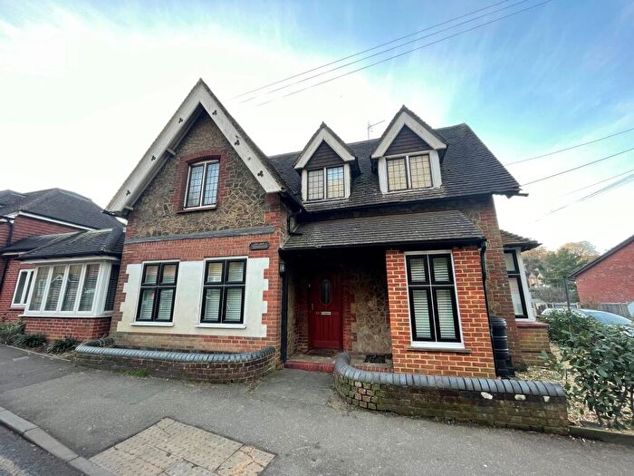 2 Bedroom Apartment To Rent In Brighton Road, Godalming, Surrey, GU7