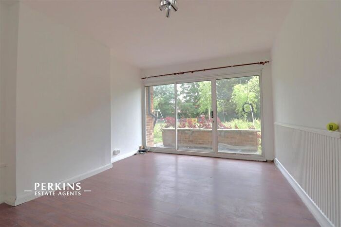 2 Bedroom Flat To Rent In Hayes, UB3