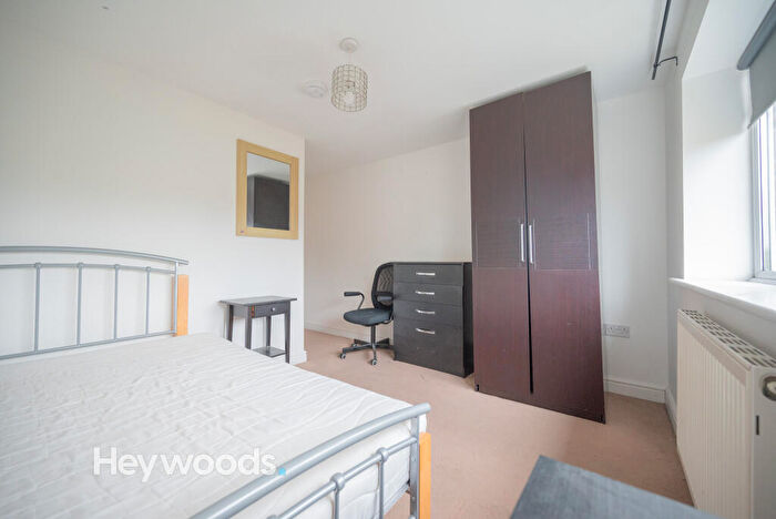 1 Bedroom House Of Multiple Occupation To Rent In Park Road, Silverdale, Newcastle-under-Lyme, Staffordshire, ST5