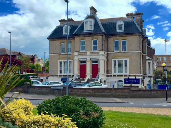 1 Bedroom Apartment To Rent In Dorchester Apartments, Westerhall Road, DT4