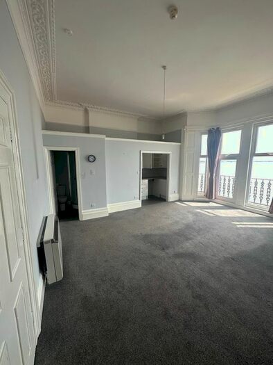 Studio To Rent In Claremont Crescent, Weston-Super-Mare, BS23