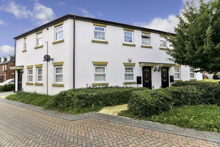 2 Bedroom Apartment To Rent In Bunkers Hill Road, Hull, HU4