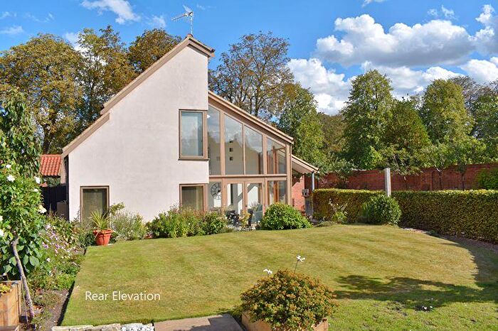 3 Bedroom Detached House For Sale In Swinderby Road, Collingham, NG23