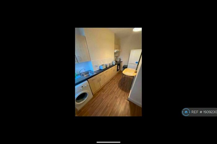 1 Bedroom Flat To Rent In Nottingham, Nottingham, NG2