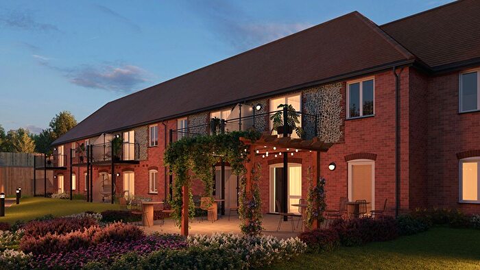 2 Bedroom Flat For Sale In Angmering, BN16