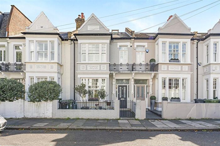 5 Bedroom Property For Sale In Fernhurst Road, Parsons Green, SW6