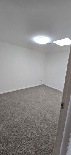 3 Bedroom Flat To Rent In Headstone Road, Harrow, HA1