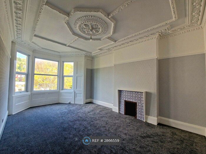 2 Bedroom Flat To Rent In Westwood Mansions, Weston-Super-Mare, BS23