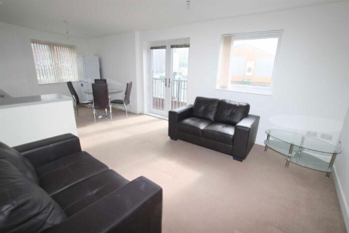 2 Bedroom Apartment To Rent In Quantum, Chapeltown St., M1