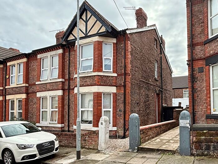 6 Bedroom Detached House For Sale In Marlborough Grove, Prenton, Merseyside, CH43