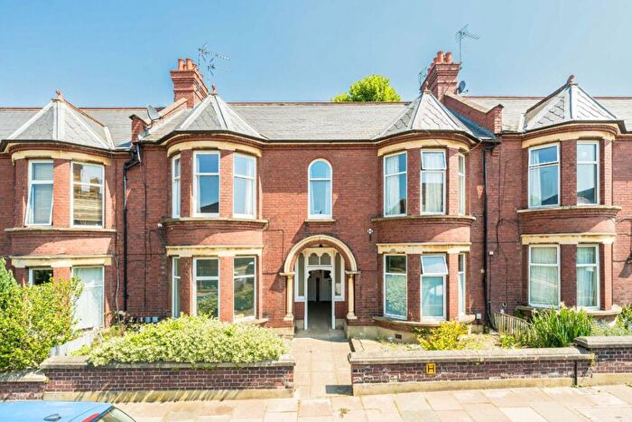 1 Bedroom Flat To Rent In Radbourne Road, Balham, SW12