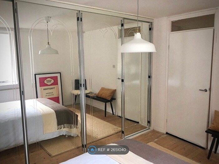 2 Bedroom Flat To Rent In Bedford Street, Edinburgh, EH4