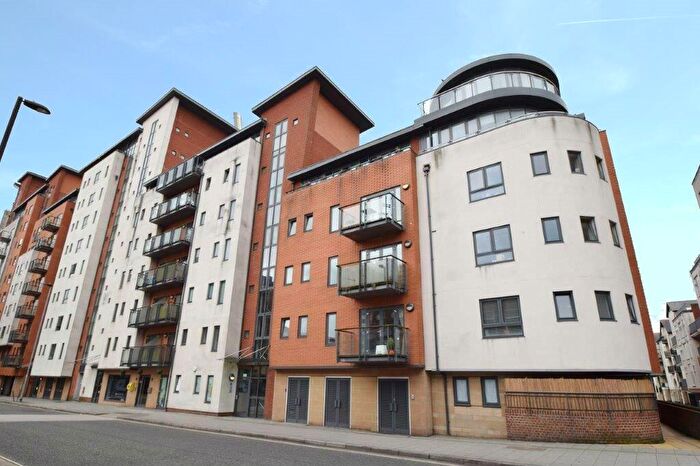 2 Bedroom Flat To Rent In Southampton, SO14