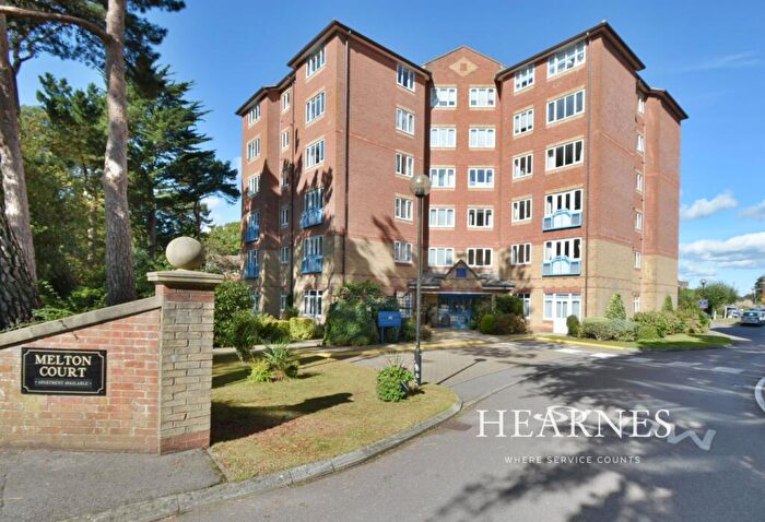 2 Bedroom Apartment For Sale In Lindsay Road, Poole, BH13