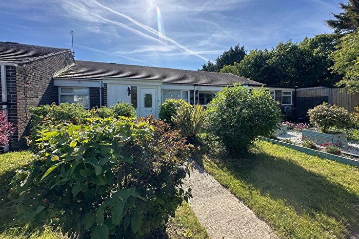 2 Bedroom Bungalow For Sale In Barley Close, Martin Mill, CT15
