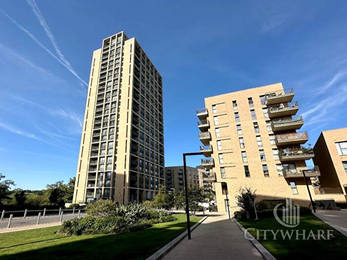 2 Bedroom Flat To Rent In Shearwater Drive, London, NW9