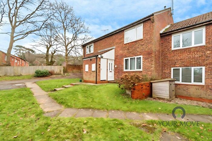 1 Bedroom Maisonette To Rent In Newman Way, Rednal, Birmingham, West Midlands, B45
