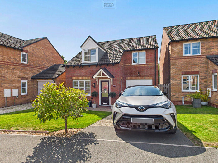 3 Bedroom Detached House For Sale In Moorspring Way, Old Tupton, S42