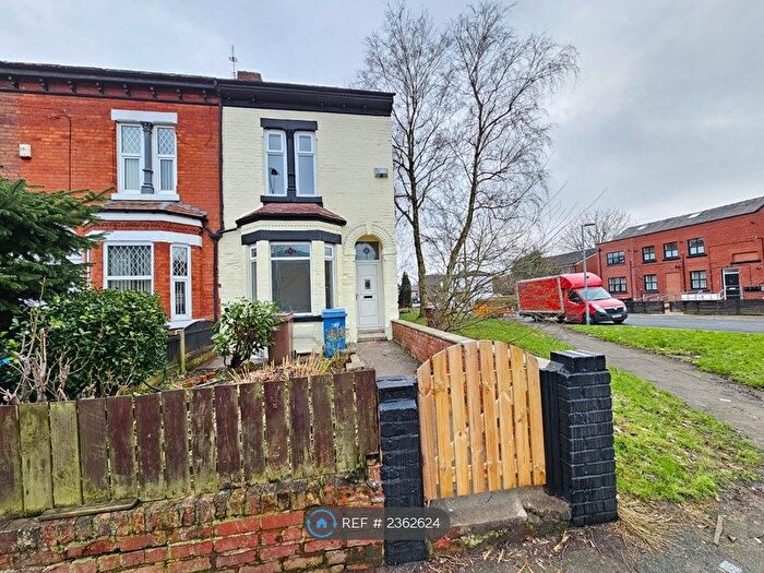 4 Bedroom End Of Terrace House To Rent In Cromwell Road, Eccles, Manchester, M30