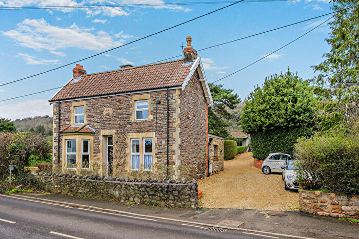 4 Bedroom Detached House For Sale In Clevedon Road, Clevedon, BS21