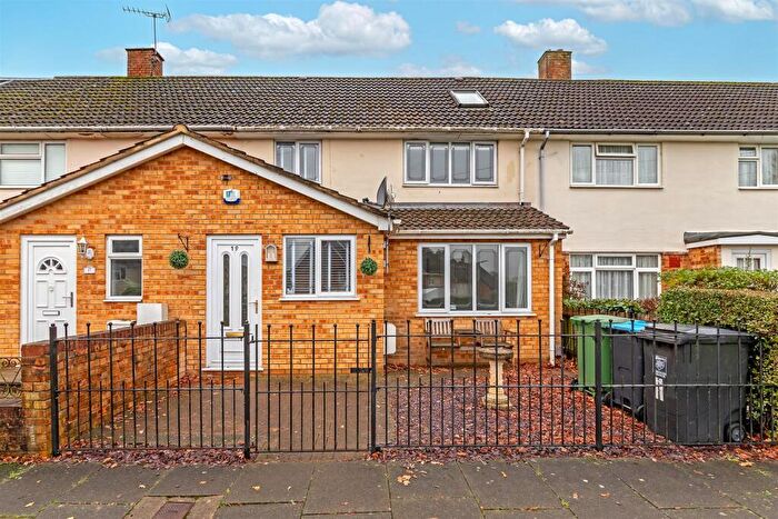 4 Bedroom House To Rent In Quartermass Road, Hemel Hempstead, HP1