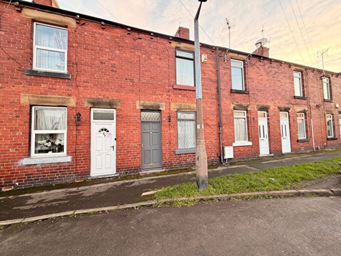 2 Bedroom Terraced House To Rent In Peel Street, Worsbrough Common, Barnsley, S70