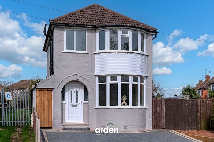 3 Bedroom Detached House For Sale In Dowar Road, Rednal, B45