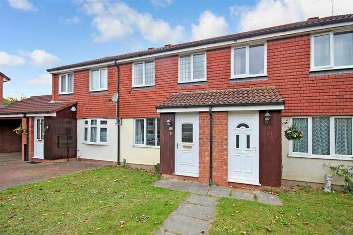 3 Bedroom Terraced House To Rent In 59 Caribou Waycambridge, CB1