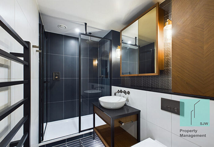 2 Bedroom Apartment To Rent In Merino Gardens, London, E1W