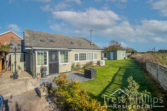 2 Bedroom Detached Bungalow For Sale In School Road, Ludham, Great Yarmouth NR29