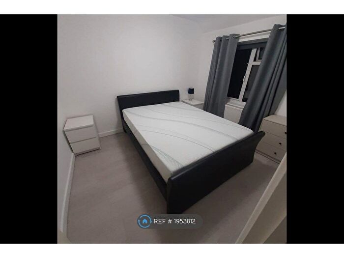 3 Bedroom Terraced House To Rent In Hedgemans Road, Dagenham, RM9