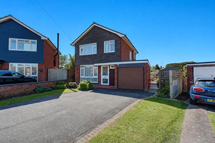 3 Bedroom Detached House For Sale In Little Ham Lane, Monks Risborough, Princes Risborough, Buckinghamshire, HP27