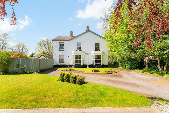 4 Bedroom Semi-Detached House For Sale In Coroners Lane, Farnworth, Widnes, WA8