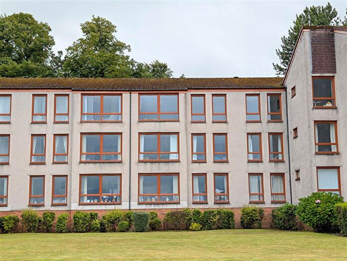 2 Bedroom Flat For Sale In Balmoral Place, Cloch Road, Gourock, PA19