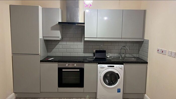 1 Bedroom Flat To Rent In Windmill Road, Croydon, CR0