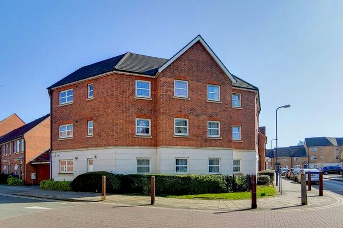 2 Bedroom Flat To Rent In West Lodge, Thamesmead, London, SE28