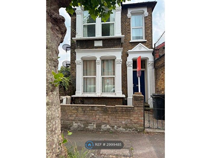 1 Bedroom Flat To Rent In Chelmer Road, London, E9