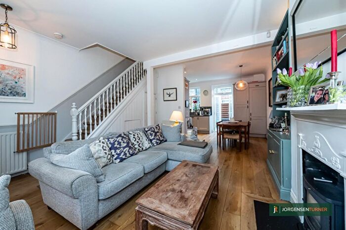 3 Bedroom Terraced House For Sale In Galloway Road, Shepherds Bush, W12