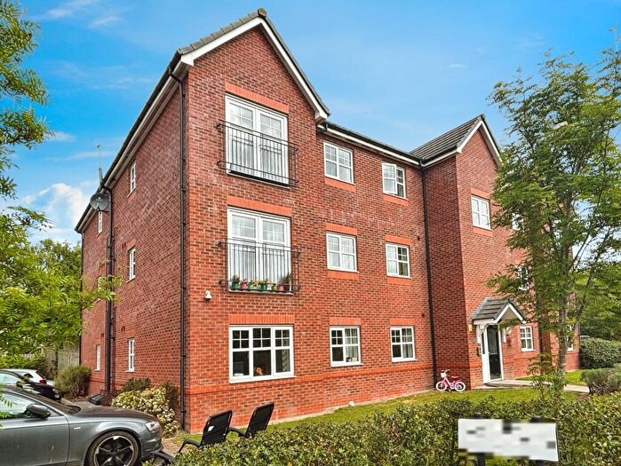 2 Bedroom Apartment For Sale In Aspen Way, Penyffordd, CH4