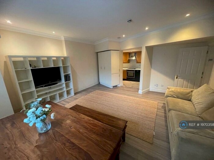 1 Bedroom Flat To Rent In Belsize Avenue, London, NW3