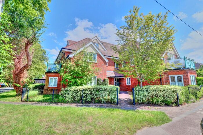 2 Bedroom Flat To Rent In Midsummer Place, Station Road, Princes Risborough, HP27