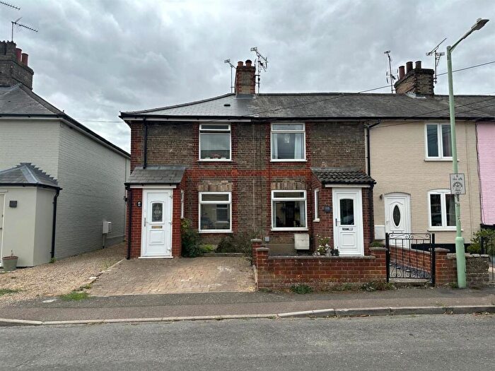 2 Bedroom Terraced House For Sale In Bridge Street, Stowmarket, IP14