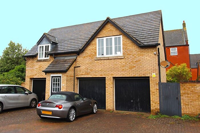 2 Bedroom Detached House For Sale In Owlswood, Sandy, SG19