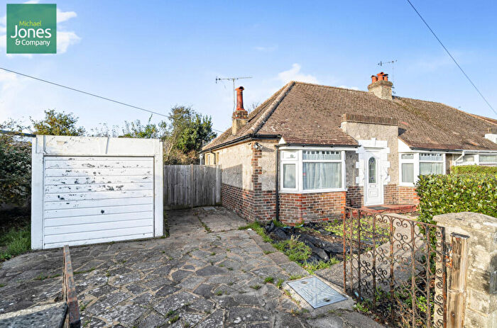 3 Bedroom Bungalow To Rent In Seaside Avenue, Lancing, West Sussex, BN15