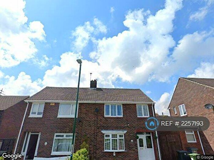 3 Bedroom Semi-Detached House To Rent In Raey Crescent, Boldon, NE35