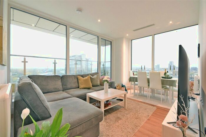 2 Bedroom Flat To Rent In West Gate, Ealing, W5