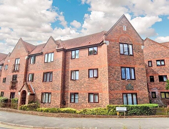 1 Bedroom Apartment For Sale In Tynedale Square, Colchester, Essex, CO4