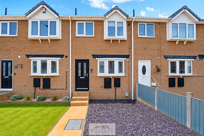 2 Bedroom Town House For Sale In St Johns Road, Laughton-En-Le-Morthen, Rotherham, S25