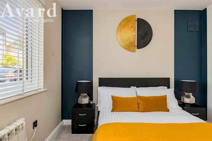 2 Bedroom Flat To Rent In Princes Crescent, Brighton, BN2